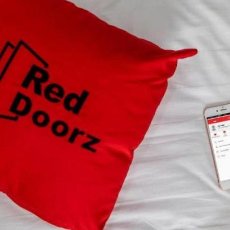 Reddoorz Plus Near Syamsudin Noor Airport 3 Banjarbaru Eksteriør bilde