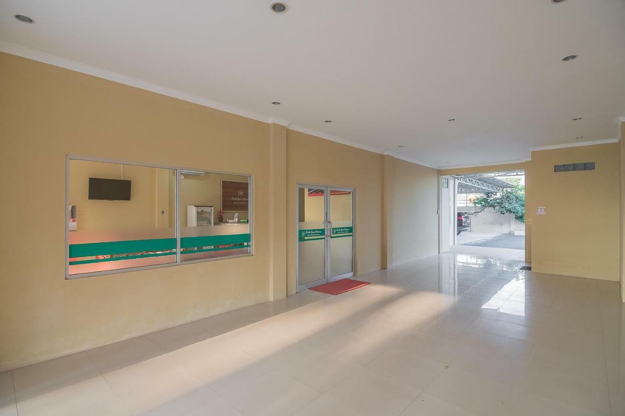 Reddoorz Plus Near Syamsudin Noor Airport 3 Banjarbaru Eksteriør bilde