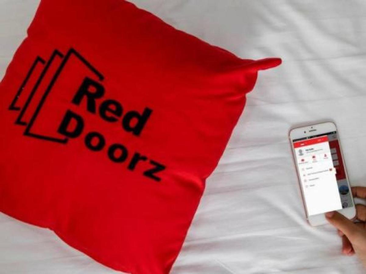 Reddoorz Plus Near Syamsudin Noor Airport 3 Banjarbaru Eksteriør bilde